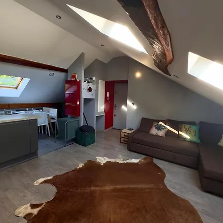 Refletdescieux Tv Chic Authentique Lumineux Calme Apartment