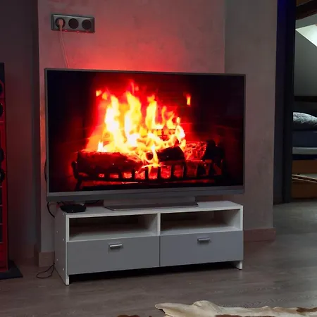 Refletdescieux Tv Chic Authentique Lumineux Calme * Bellegarde-sur-Valserine